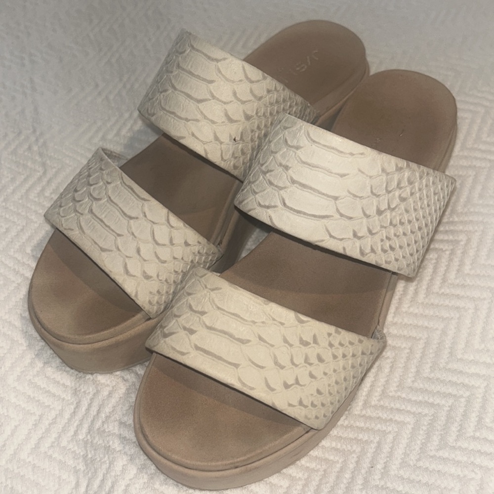 J/Slides Nyc Platform Sandals Size 7 - image 1